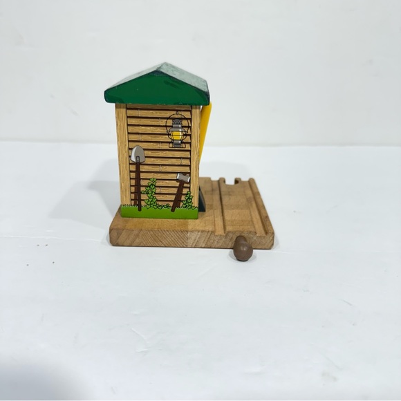 Vintage Thomas the Train Brio Wooden Train Station Toy Green Roof Pretend Play - Picture 5 of 9